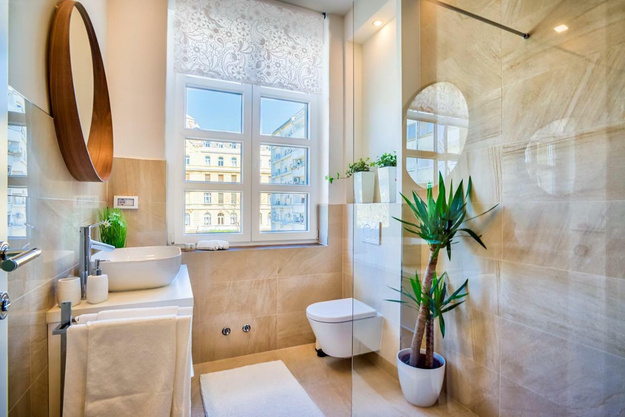 Parkside Studio Apartments With Free Parking Pula Exterior photo